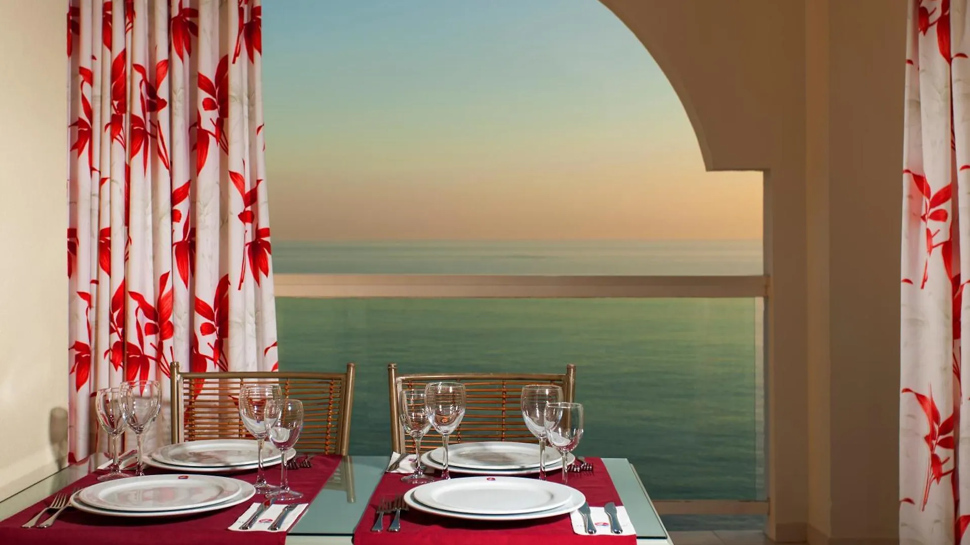 Ona Marinas De Nerja Spa Resort