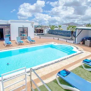 Ishara , Playa Blanca (Lanzarote) Spain